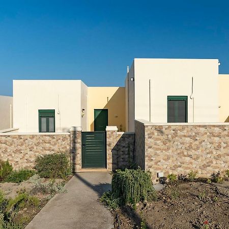 House Almyra Villa Lakhania Bagian luar foto