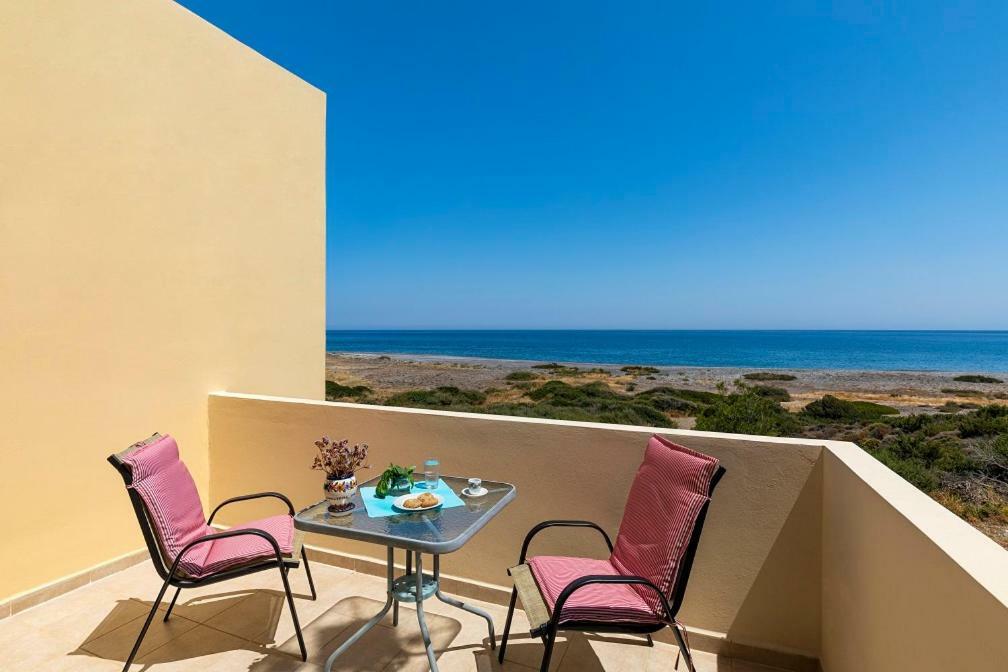 House Almyra Villa Lakhania Bagian luar foto